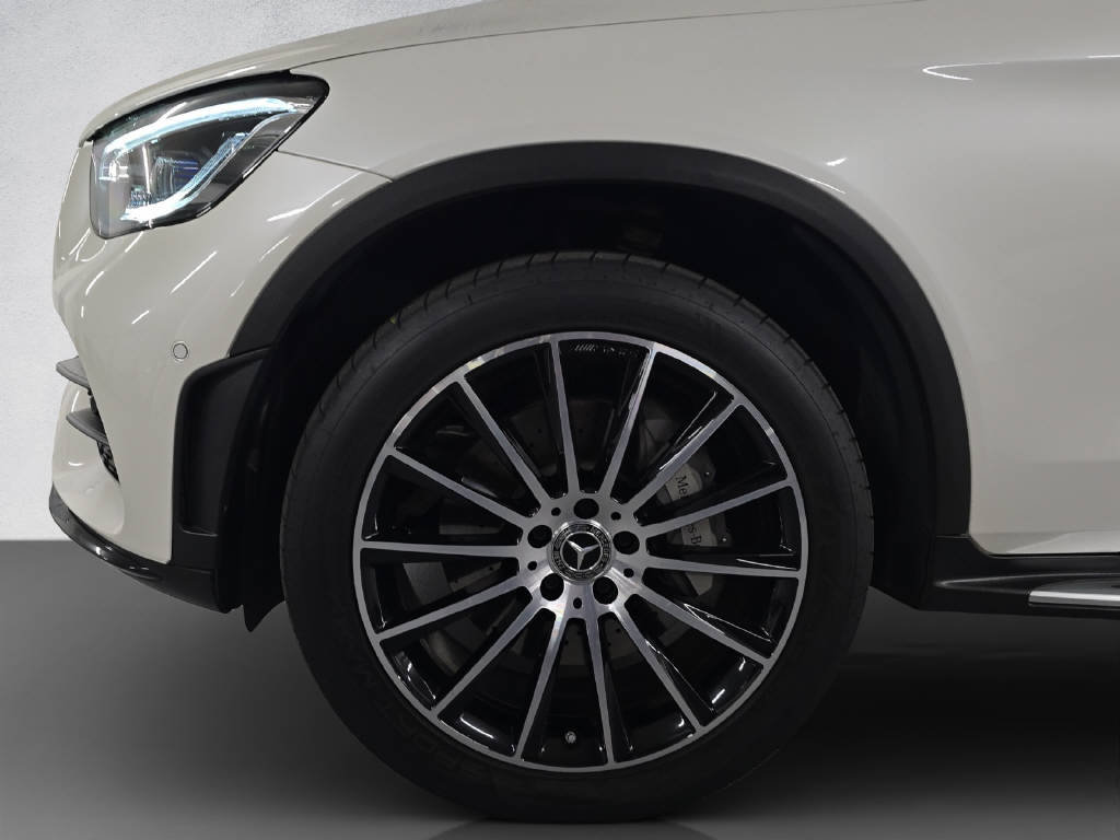 MERCEDES-BENZ GLC 300 e AMG Line 4Matic Coupé, Plug-in-Hybrid Benzin/Elektro, Occasion / Gebraucht, Automatik - 7