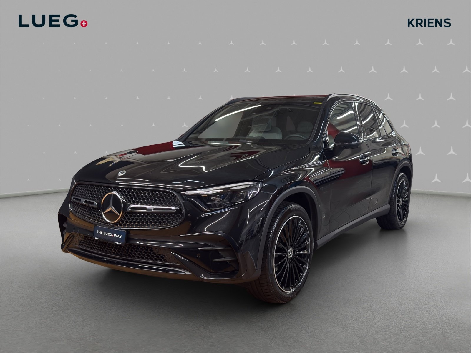 MERCEDES-BENZ GLC 300 4M - AMG / DISTRONIC / 360 Grad Kamera
