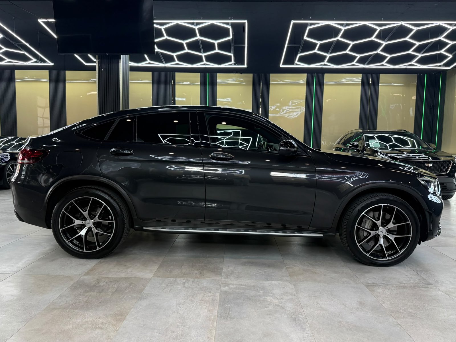 MERCEDES-BENZ GLC Coupé 300 d AMG Line 4Matic 9G-Tronic, Diesel, Second hand / Used, Automatic - 5