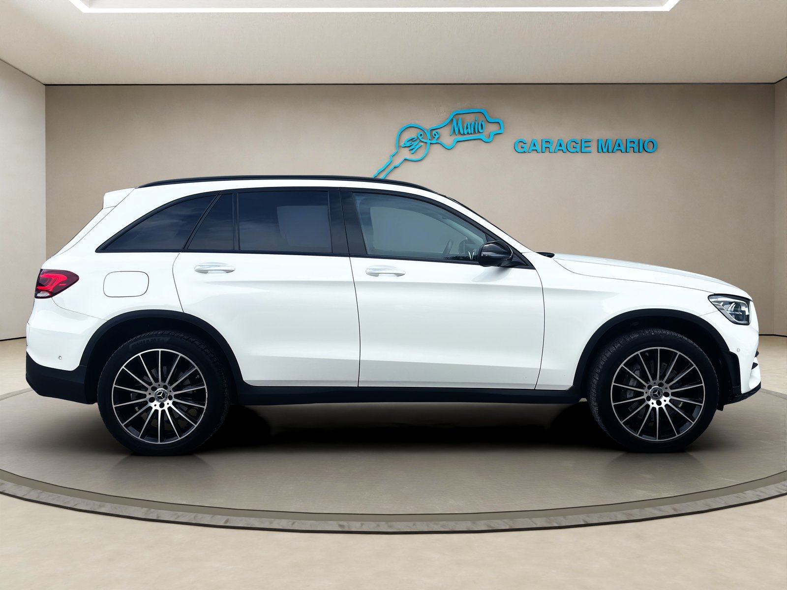 MERCEDES-BENZ GLC 300 eAMG Line4Matic 9G-Tronic CH-Fahrzeug, Hybride Rechargeable Essence/Électricité, Occasion / Utilisé, Automatique - 4