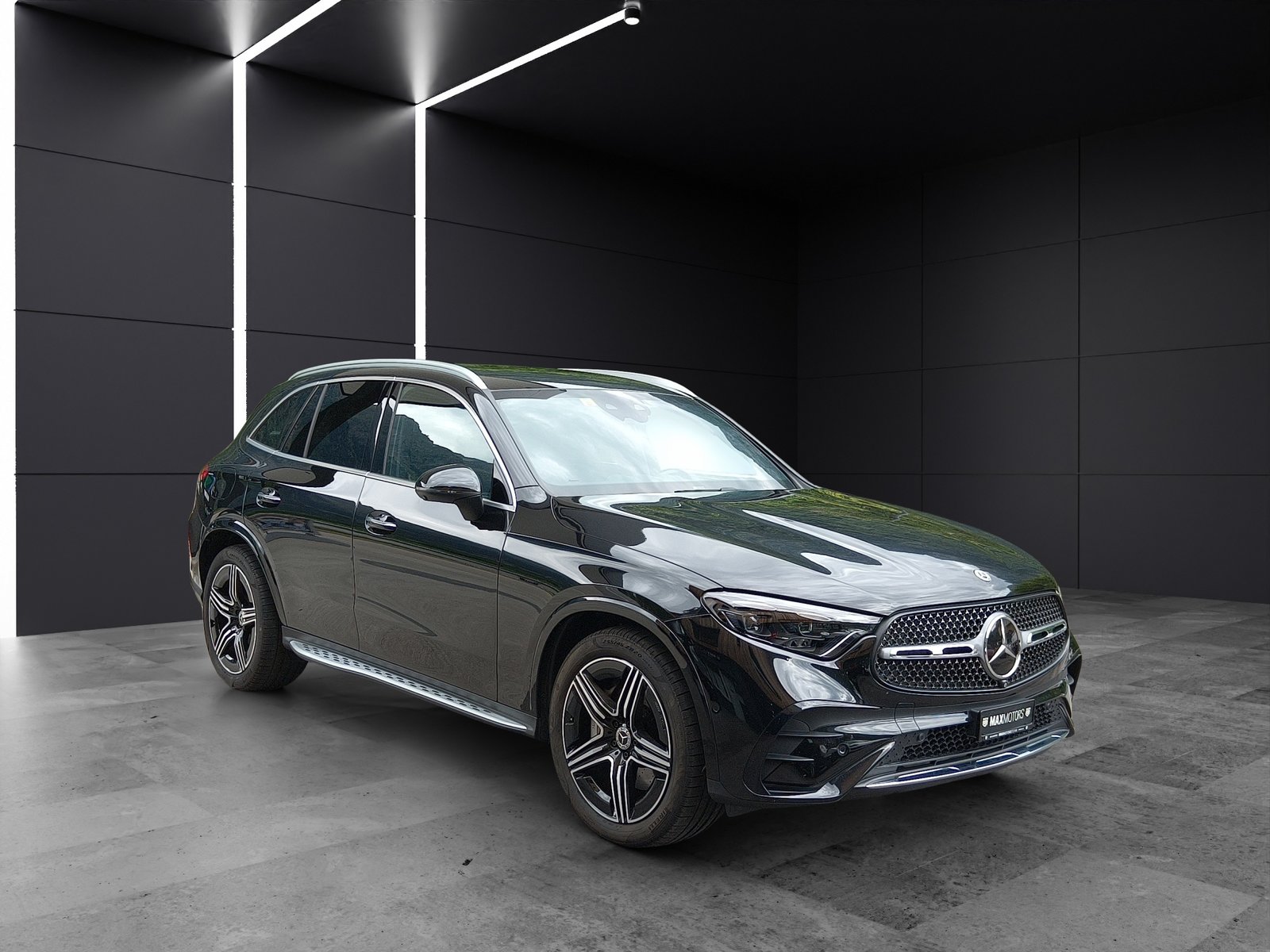 MERCEDES-BENZ GLC 300 4Matic AMG Line 9G-Tronic, Mild-Hybrid Benzin/Elektro, Occasion / Gebraucht, Automatik - 2