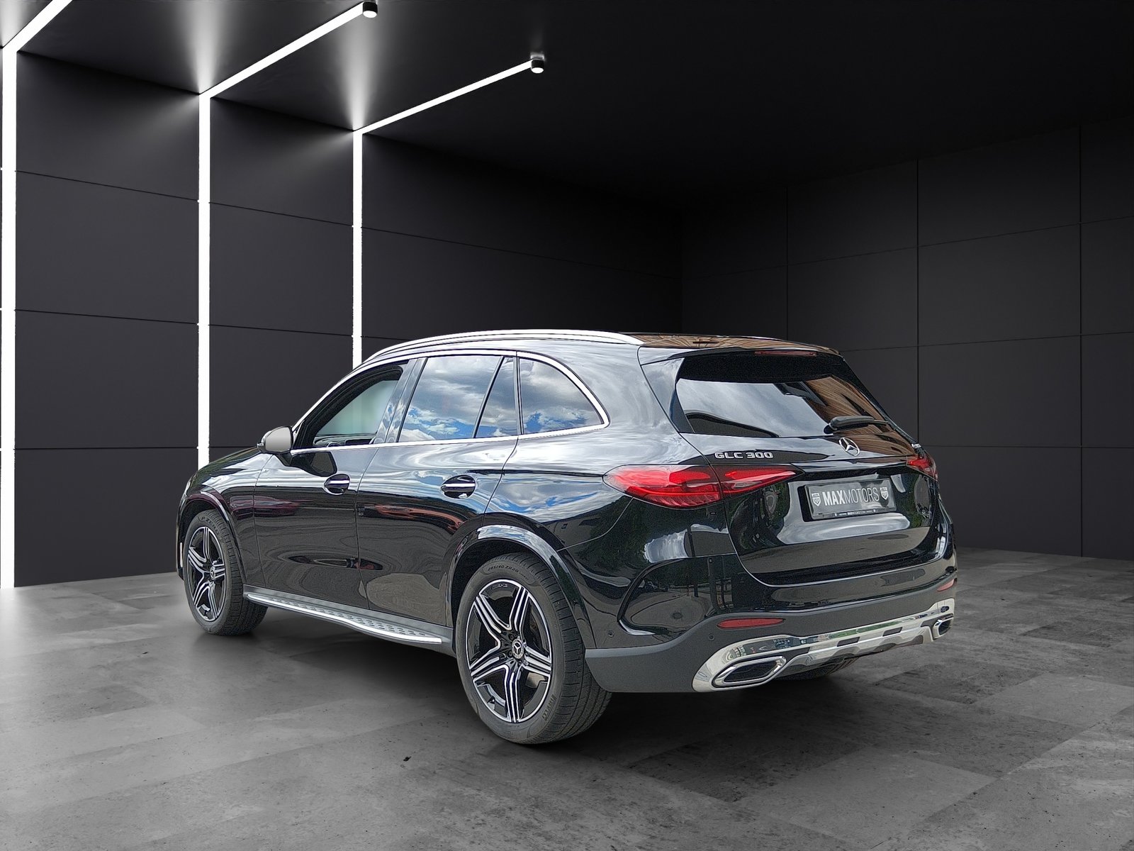 MERCEDES-BENZ GLC 300 4Matic AMG Line 9G-Tronic, Mild-Hybrid Benzin/Elektro, Occasion / Gebraucht, Automatik - 5