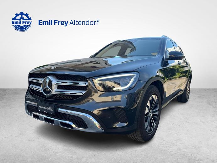 MERCEDES-BENZ GLC 300 4MATIC AMG Line, Mild-Hybrid Petrol/Electric, Second hand / Used, Automatic