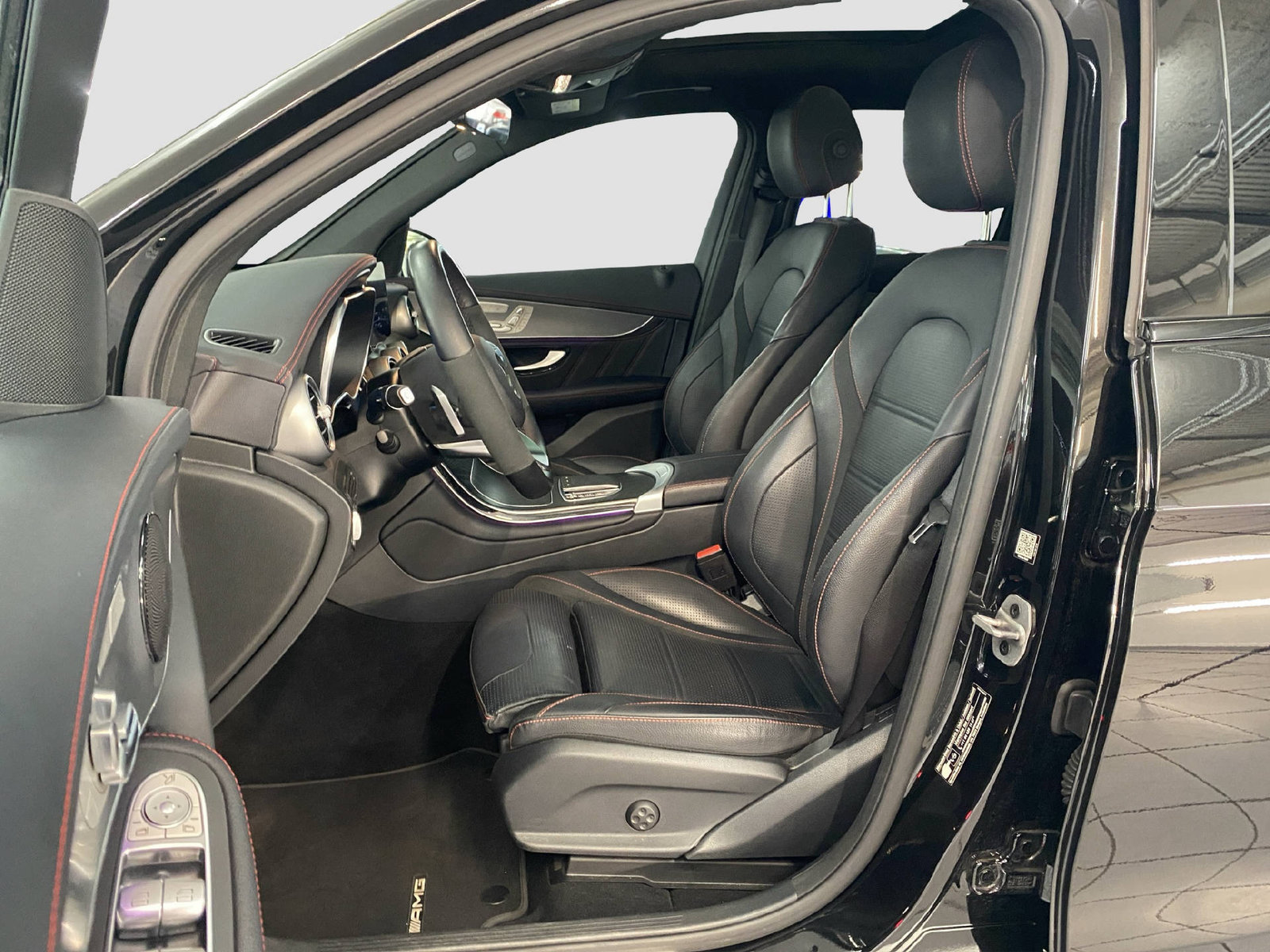 MERCEDES-BENZ GLC 300 AMG Line 4MATIC, Hybride Léger Essence/Électricité, Occasion / Utilisé, Automatique - 7