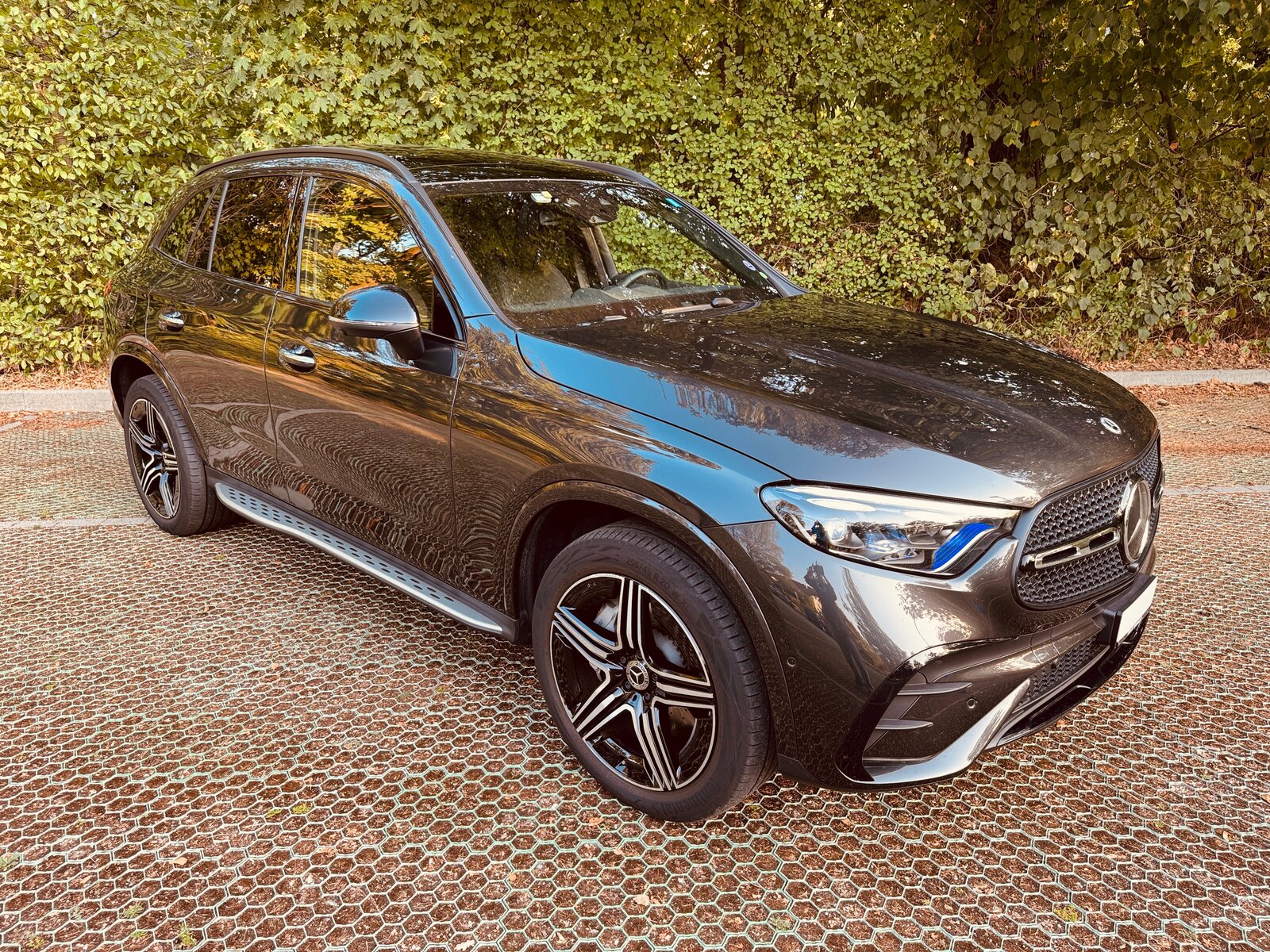MERCEDES-BENZ GLC 300 e 4Matic EQ Star 9G-Tronic, Plug-in-Hybrid Petrol/Electric, Second hand / Used, Automatic - 5