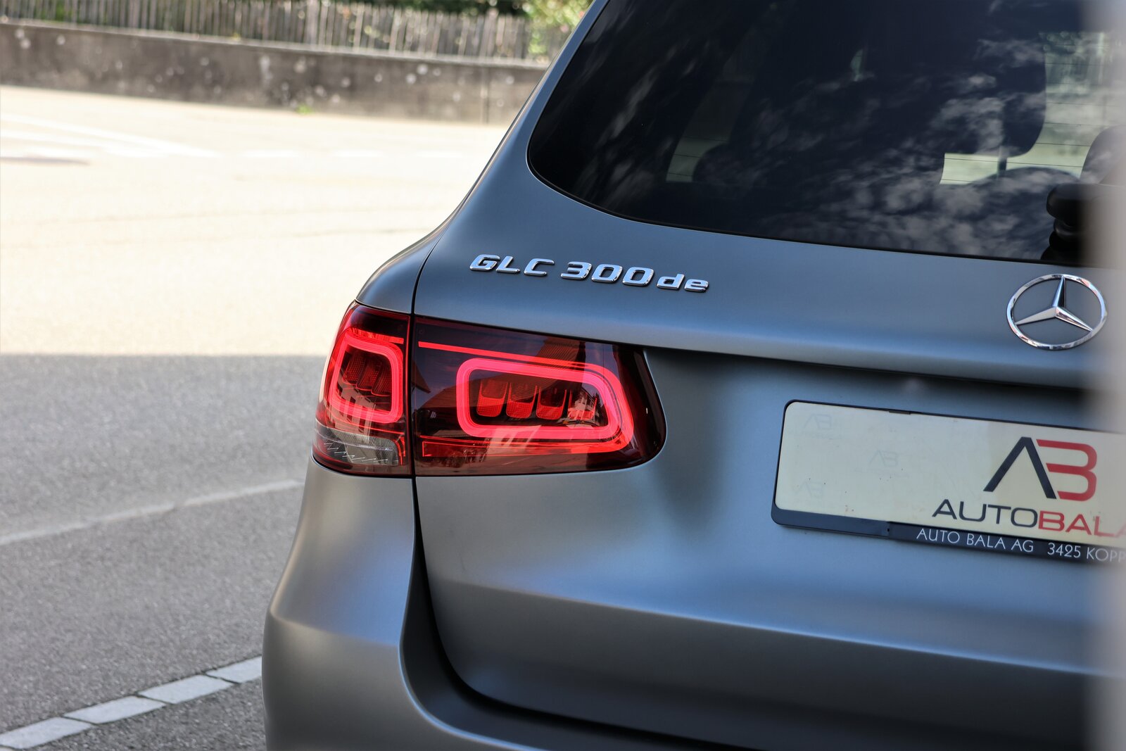 MERCEDES-BENZ GLC 300 de AMG Line 4Matic 9G-Tronic (CH) *Des, Plug-in-Hybrid Diesel/Elektro, Occasion / Gebraucht, Automatik - 3