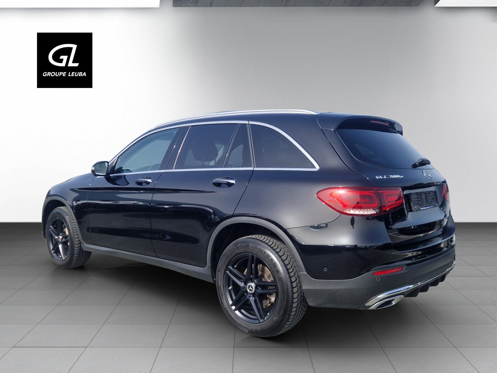 MERCEDES-BENZ GLC 300 e AMG Line 4Matic, Hybride Rechargeable Essence/Électricité, Occasion / Utilisé, Automatique - 2