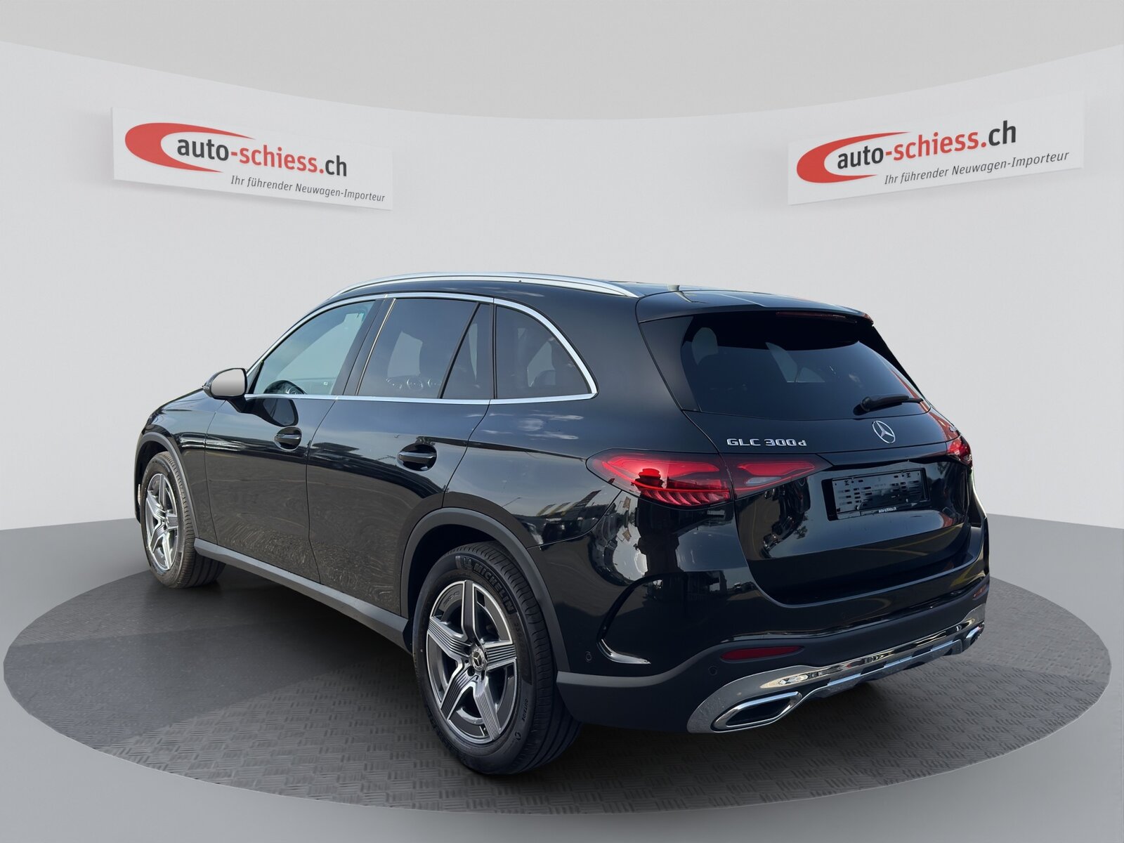 MERCEDES-BENZ GLC 300 d 4Matic 9G-Tronic AMG Line, Mild-Hybrid Diesel/Electric, Second hand / Used, Automatic - 2