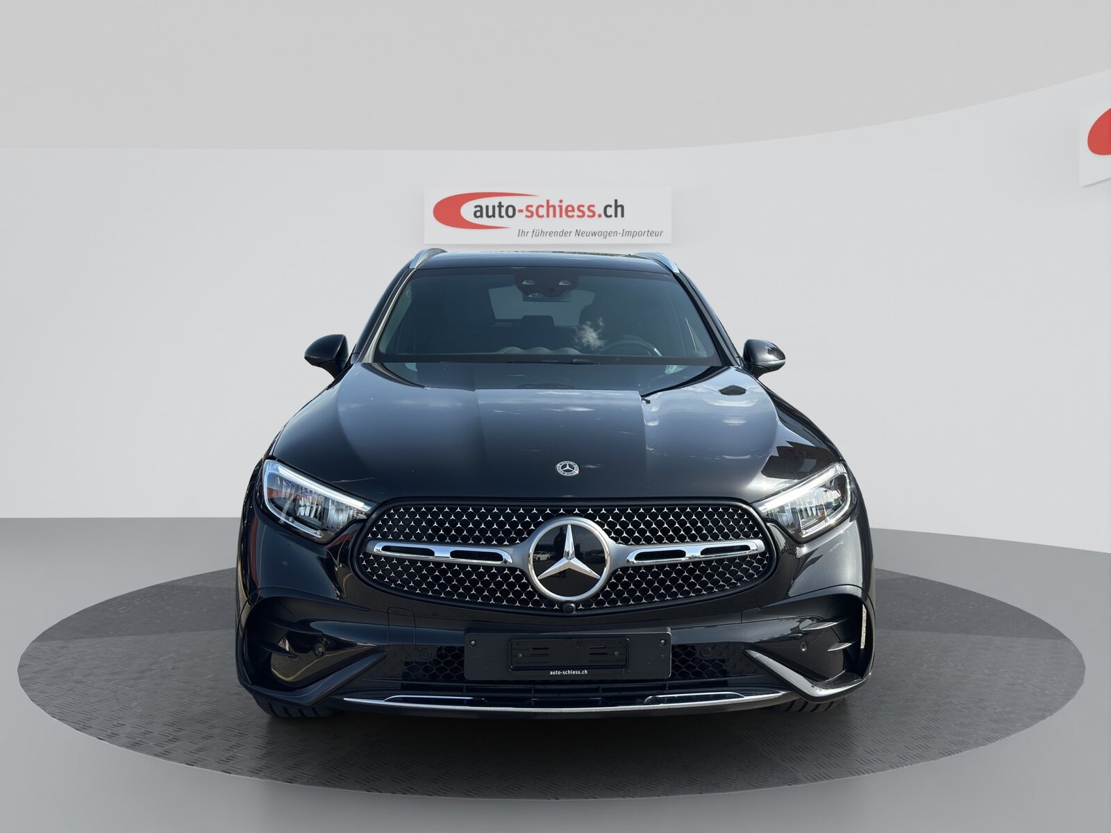 MERCEDES-BENZ GLC 300 d 4Matic 9G-Tronic AMG Line, Mild-Hybrid Diesel/Electric, Second hand / Used, Automatic - 3