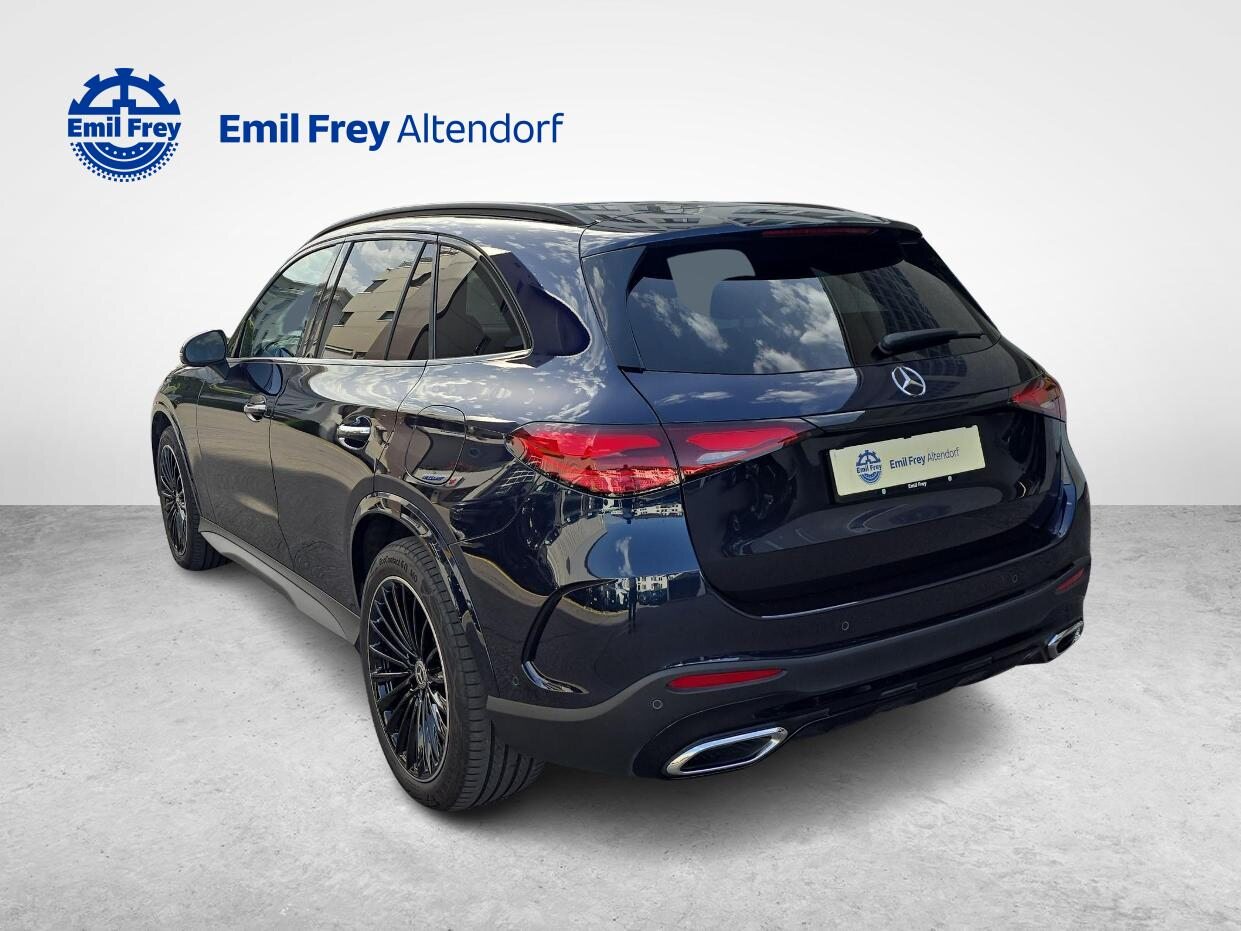 MERCEDES-BENZ GLC 300 e 4MATIC AMG Line, Plug-in-Hybrid Petrol/Electric, Second hand / Used, Automatic - 3