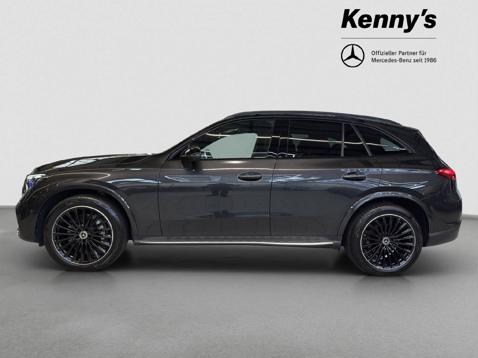 MERCEDES-BENZ GLC 300 AMG Line 4MATIC, Mild-Hybrid Petrol/Electric, Second hand / Used, Automatic - 3