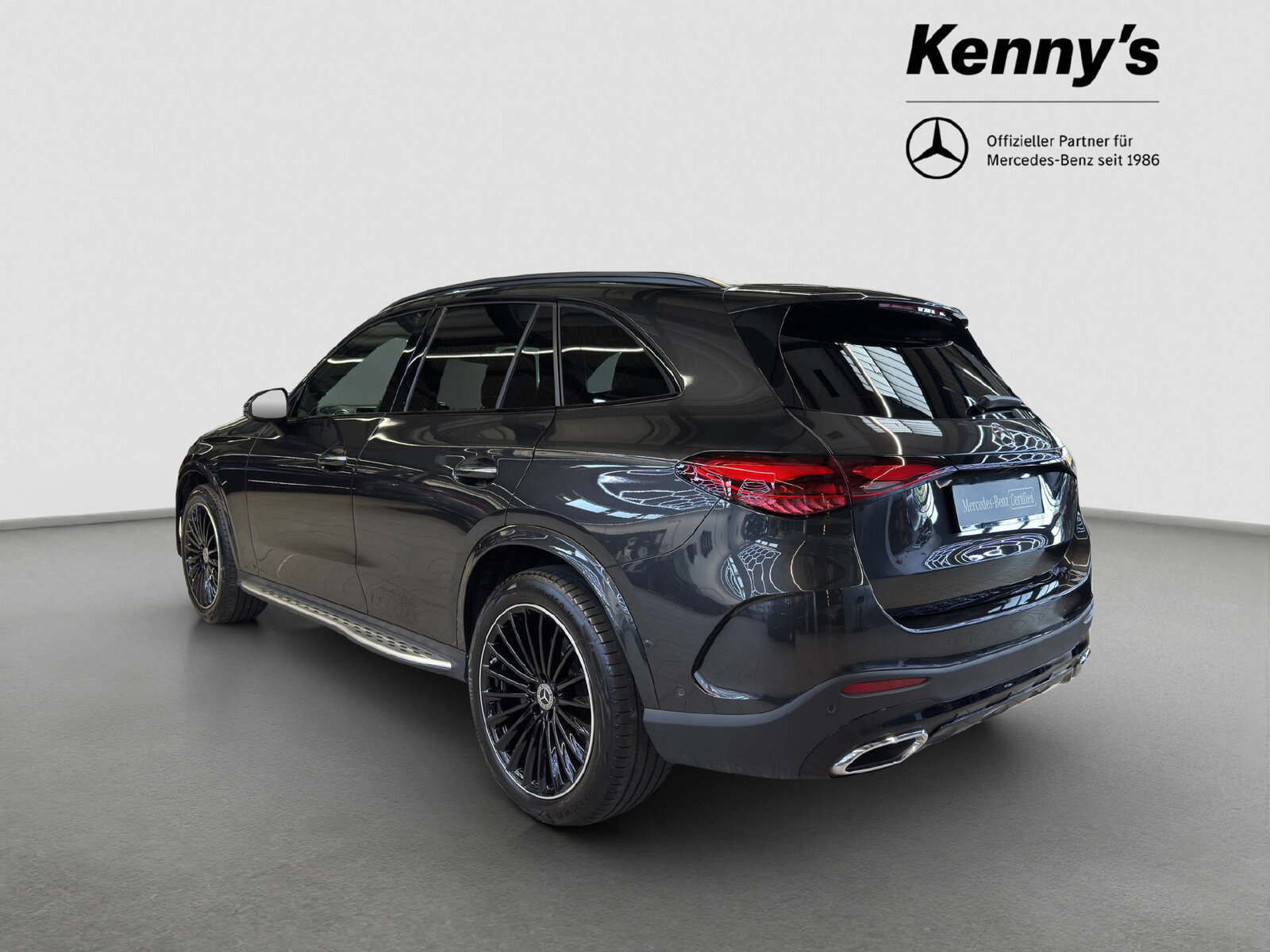 MERCEDES-BENZ GLC 300 AMG Line 4MATIC, Mild-Hybrid Petrol/Electric, Second hand / Used, Automatic - 4