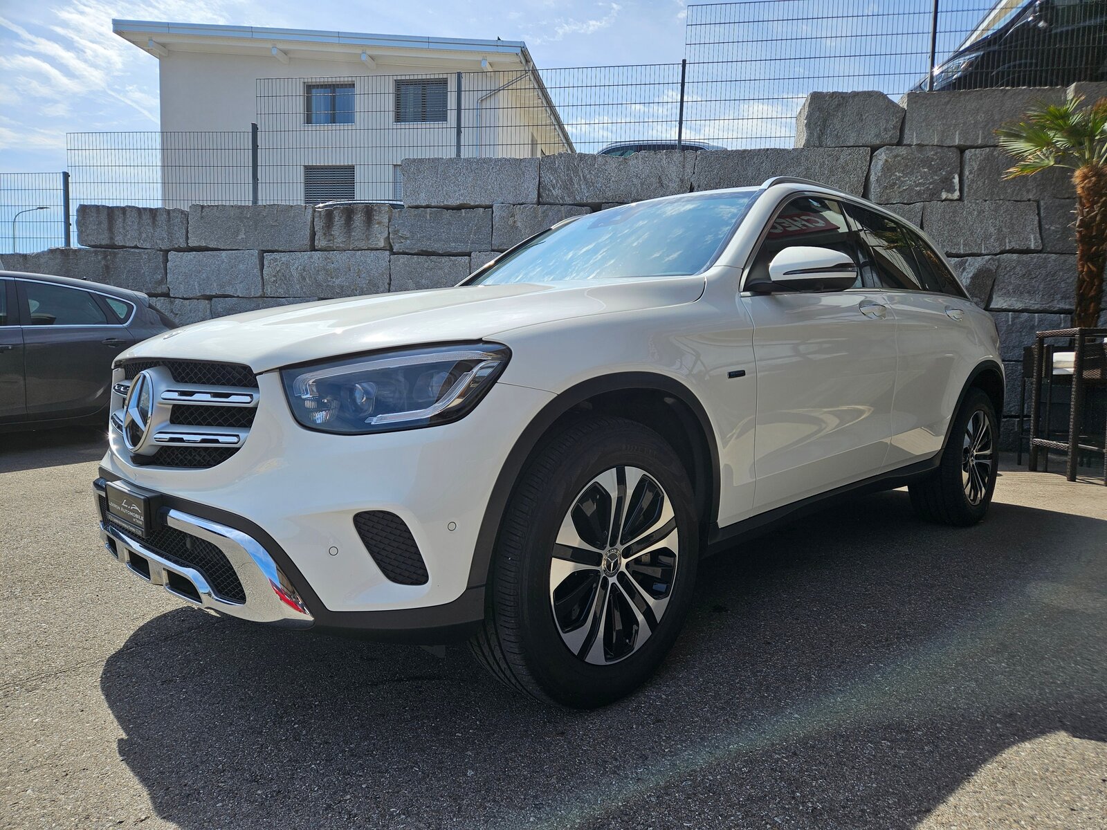 MERCEDES-BENZ GLC 300 e 4Matic 9G-Tronic, Plug-in-Hybrid Petrol/Electric, Second hand / Used, Automatic - 3