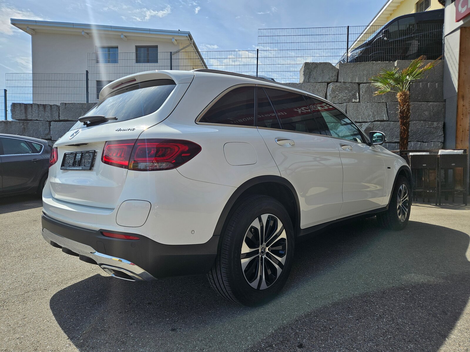 MERCEDES-BENZ GLC 300 e 4Matic 9G-Tronic, Plug-in-Hybrid Petrol/Electric, Second hand / Used, Automatic - 7