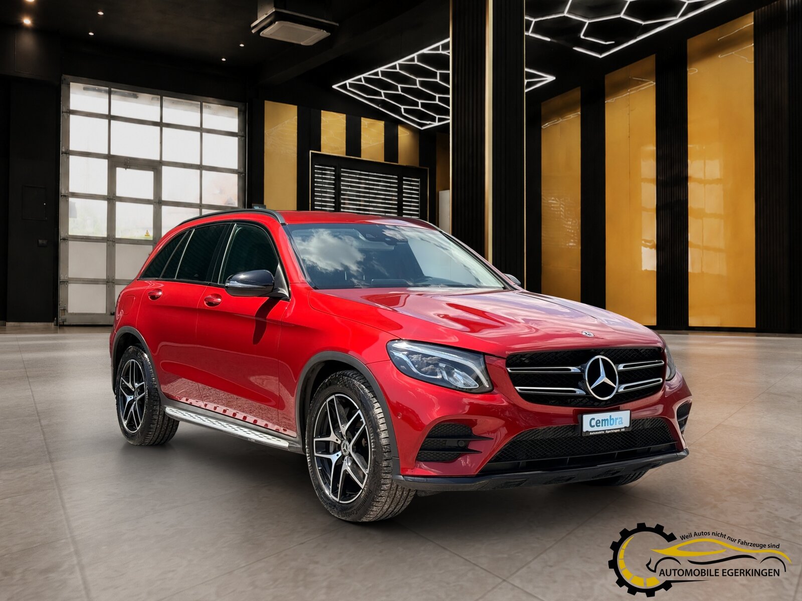 MERCEDES-BENZ GLC 250 Runout Edition 4Matic 9G-Tronic AMG Pa, Benzin, Occasion / Gebraucht, Automatik - 4