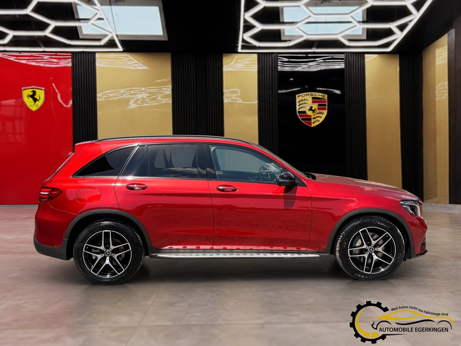 MERCEDES-BENZ GLC 250 Runout Edition 4Matic 9G-Tronic AMG Pa, Benzin, Occasion / Gebraucht, Automatik - 5