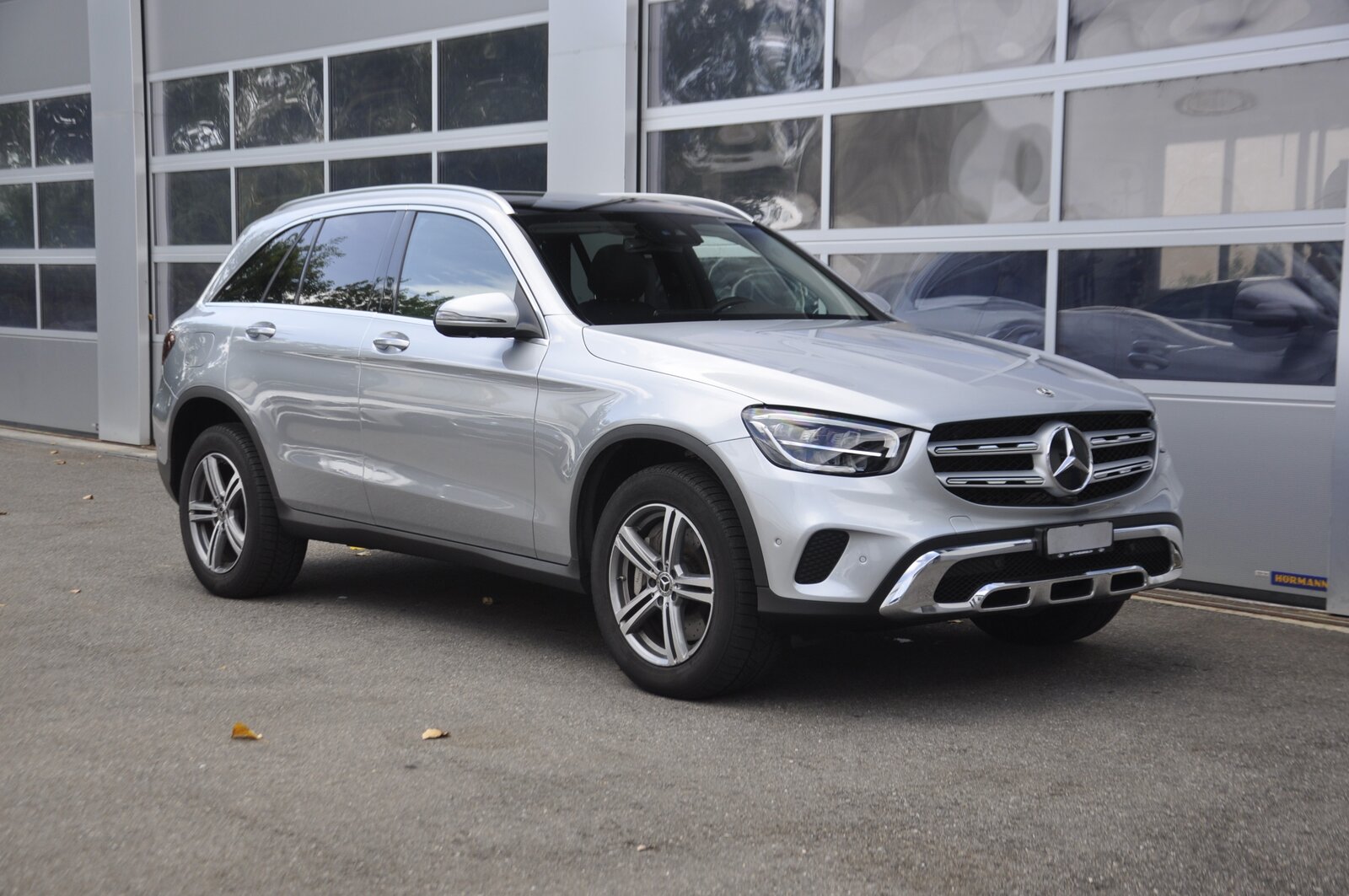 MERCEDES-BENZ GLC 300 e 4Matic 9G-Tronic I Anhängerkupplung