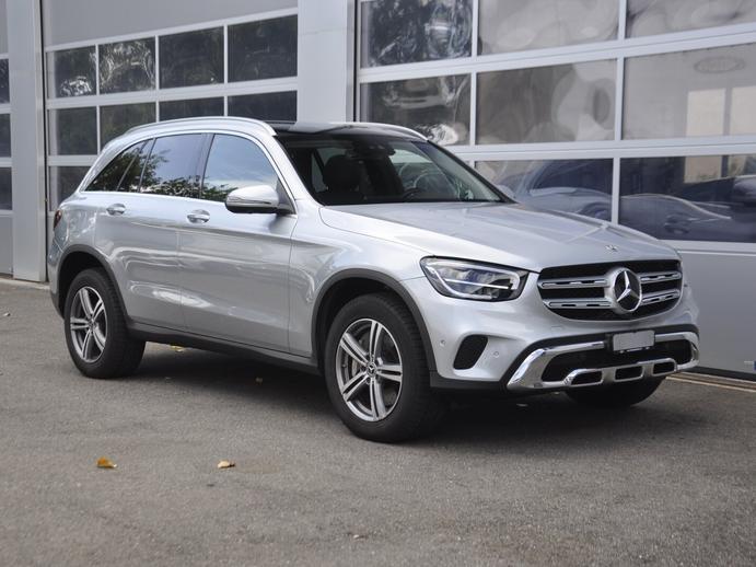 MERCEDES-BENZ GLC 300 e 4Matic 9G-Tronic I Anhängerkupplung, Plug-in-Hybrid Petrol/Electric, Second hand / Used, Automatic