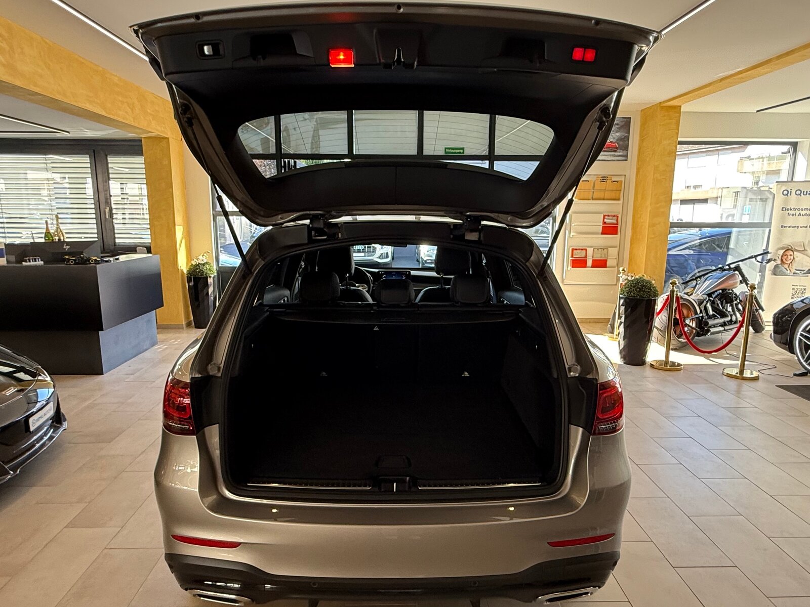 MERCEDES-BENZ GLC 300 d AMG Line 4Matic 9G-Tronic, Diesel, Occasion / Gebraucht, Automatik - 5