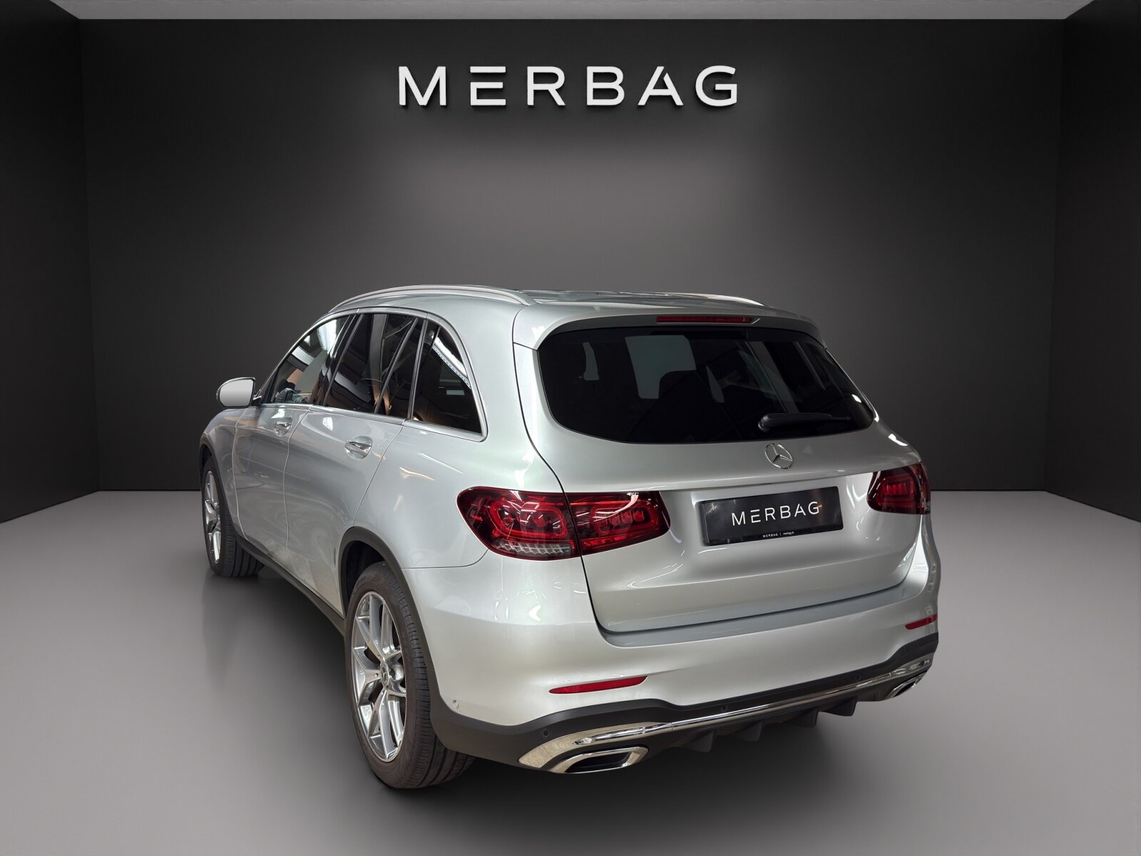 MERCEDES-BENZ GLC 300 AMG Line 4Matic, Mild-Hybrid Petrol/Electric, Second hand / Used, Automatic - 3