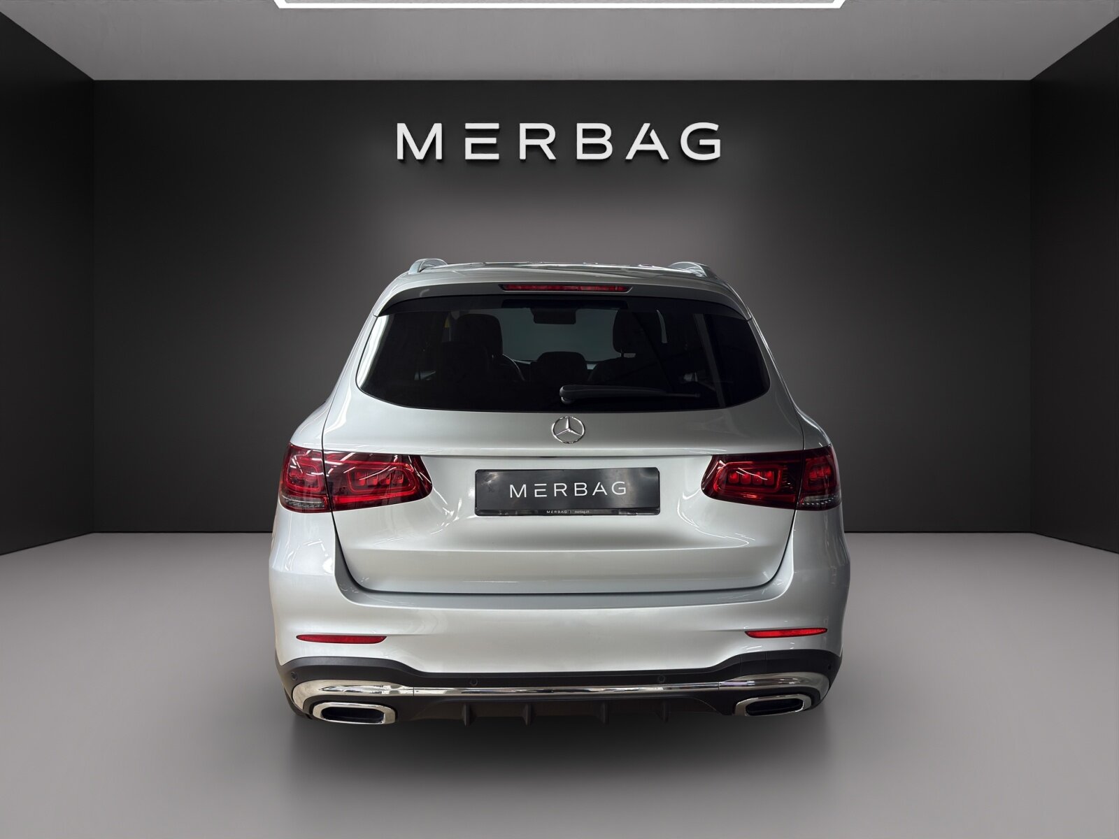 MERCEDES-BENZ GLC 300 AMG Line 4Matic, Mild-Hybrid Petrol/Electric, Second hand / Used, Automatic - 4