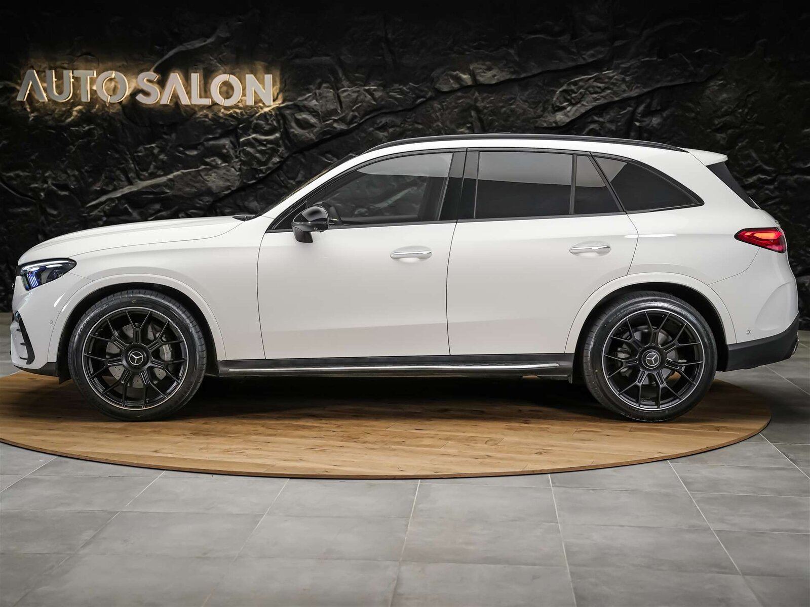 MERCEDES-BENZ GLC 300 4Matic AMG Line 9G-Tronic *Facelift*21 Felgen*Panor, Essence, Occasion / Utilisé, Automatique - 3
