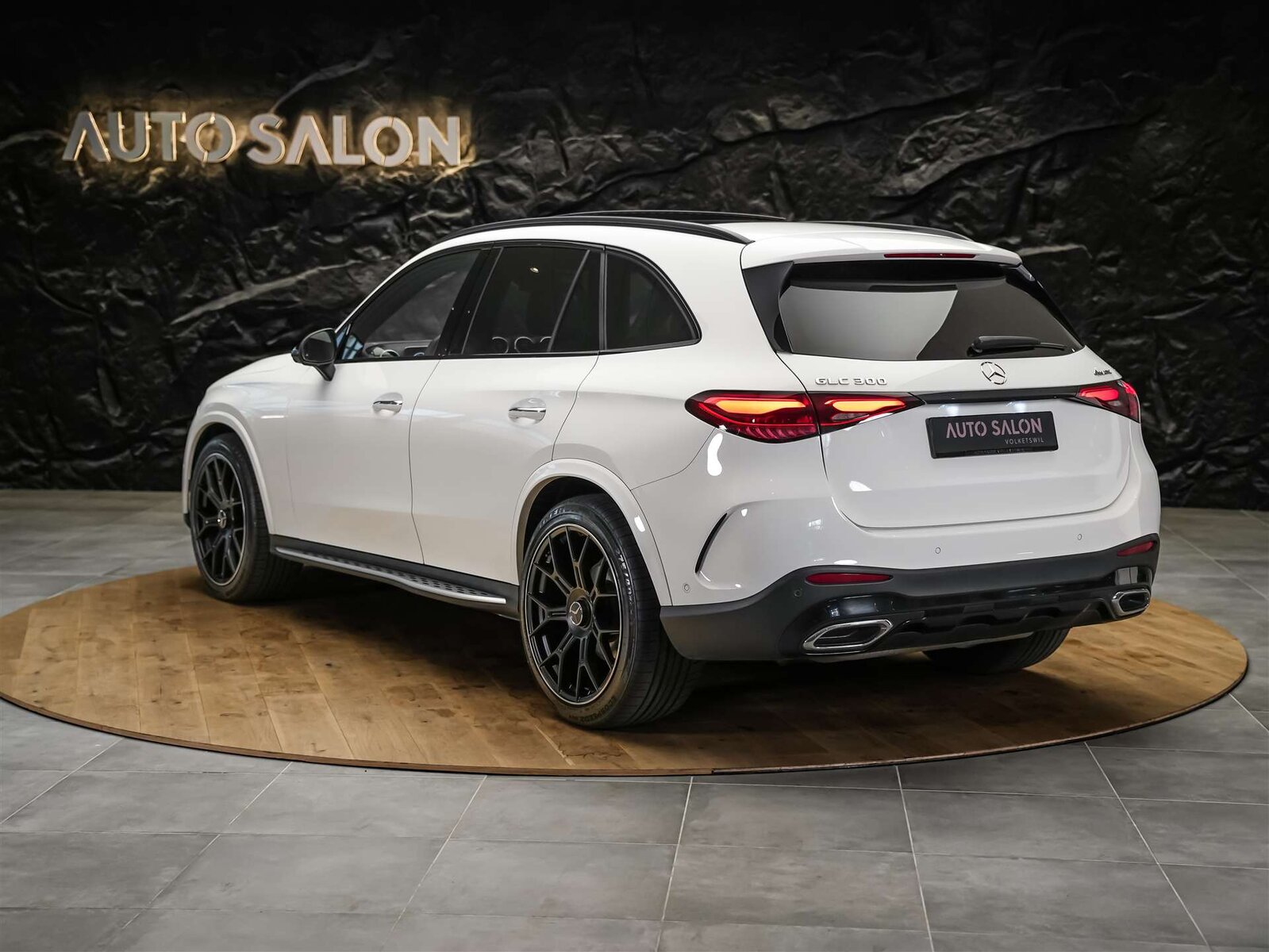 MERCEDES-BENZ GLC 300 4Matic AMG Line 9G-Tronic *Facelift*21 Felgen*Panor, Essence, Occasion / Utilisé, Automatique - 4