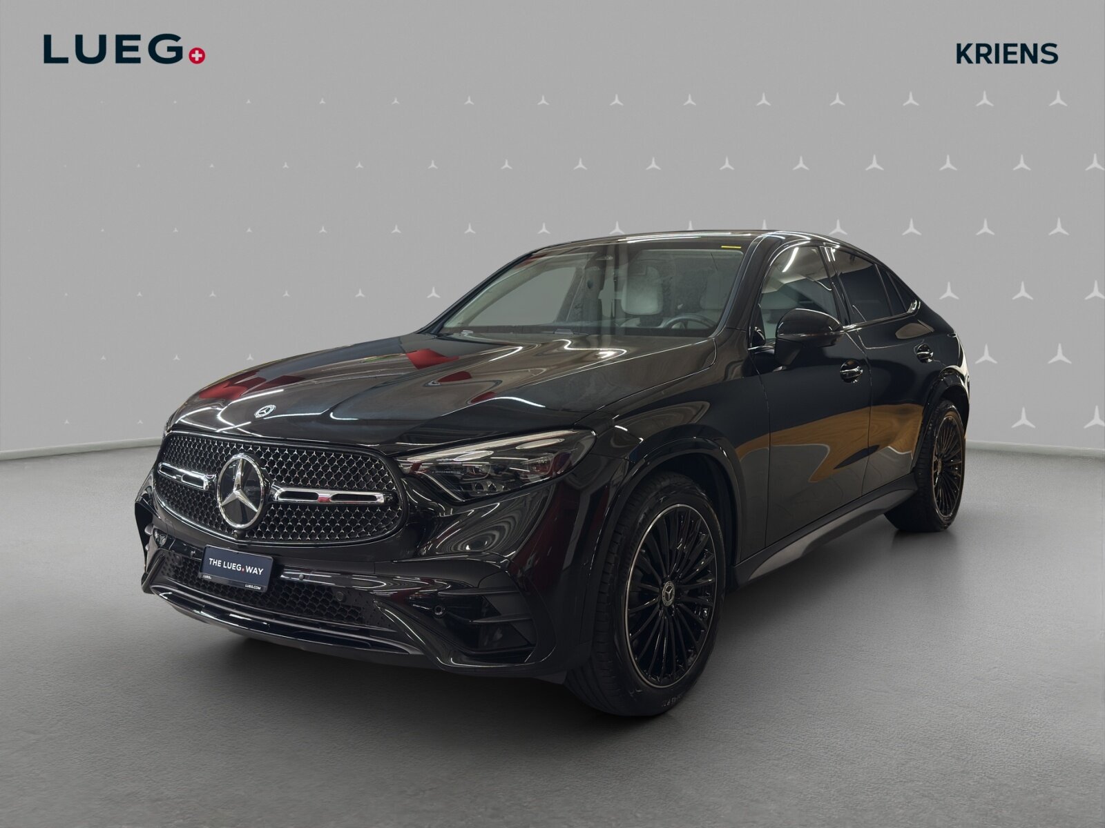 MERCEDES-BENZ GLC 300 4M - Coupé - AMG / DISTRONIC / 360 Grad Kamera / D