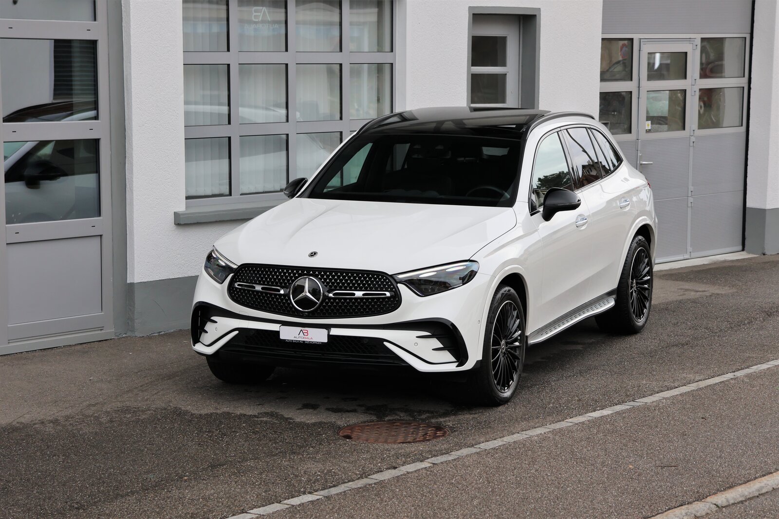 MERCEDES-BENZ GLC 300 4Matic AMG Line 9G-Tronic (CH) MSI+