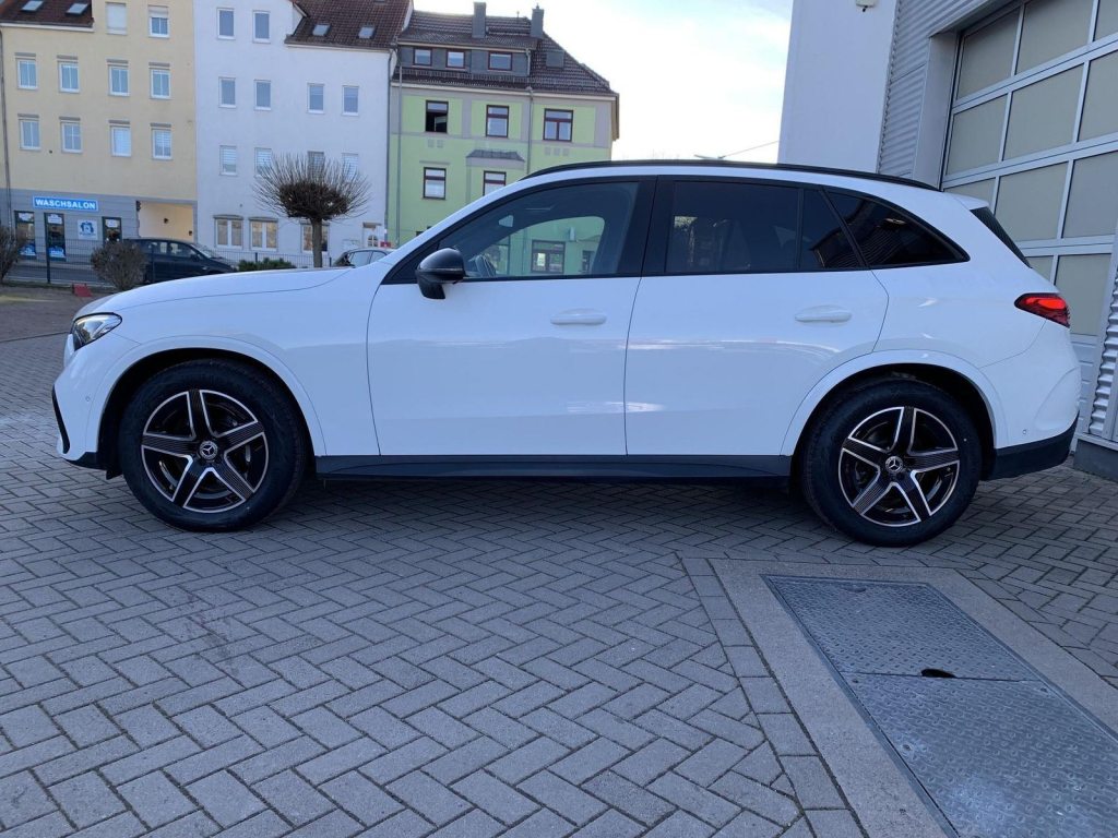 MERCEDES-BENZ GLC 300 d 4Matic AMG-Line, Diesel, Occasion / Gebraucht, Automatik - 3