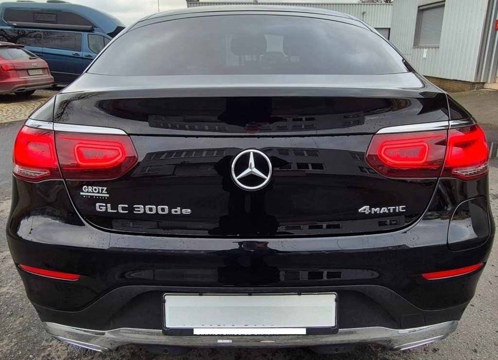 MERCEDES-BENZ GLC 300 d E, Hybride Intégral Diesel/Électricité, Occasion / Utilisé, Automatique - 2