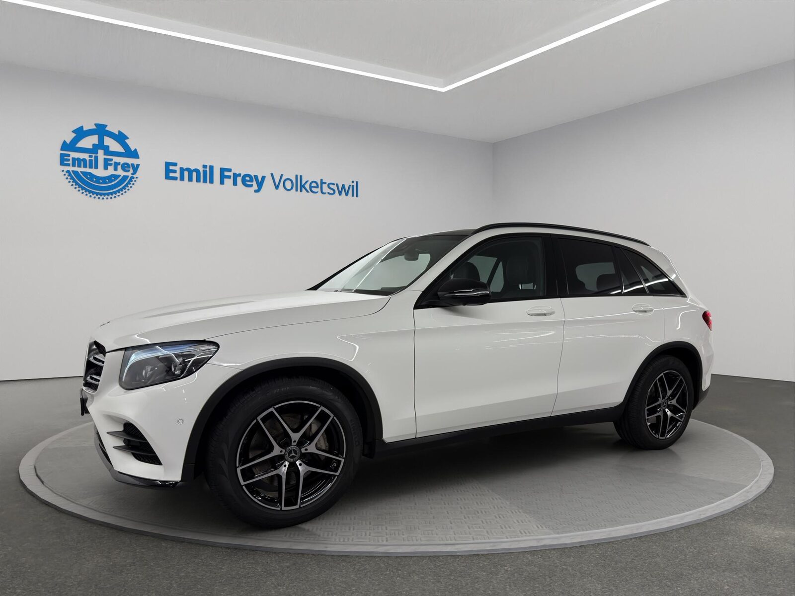 MERCEDES-BENZ GLC-Klasse GLC 300 AMG Line 4m