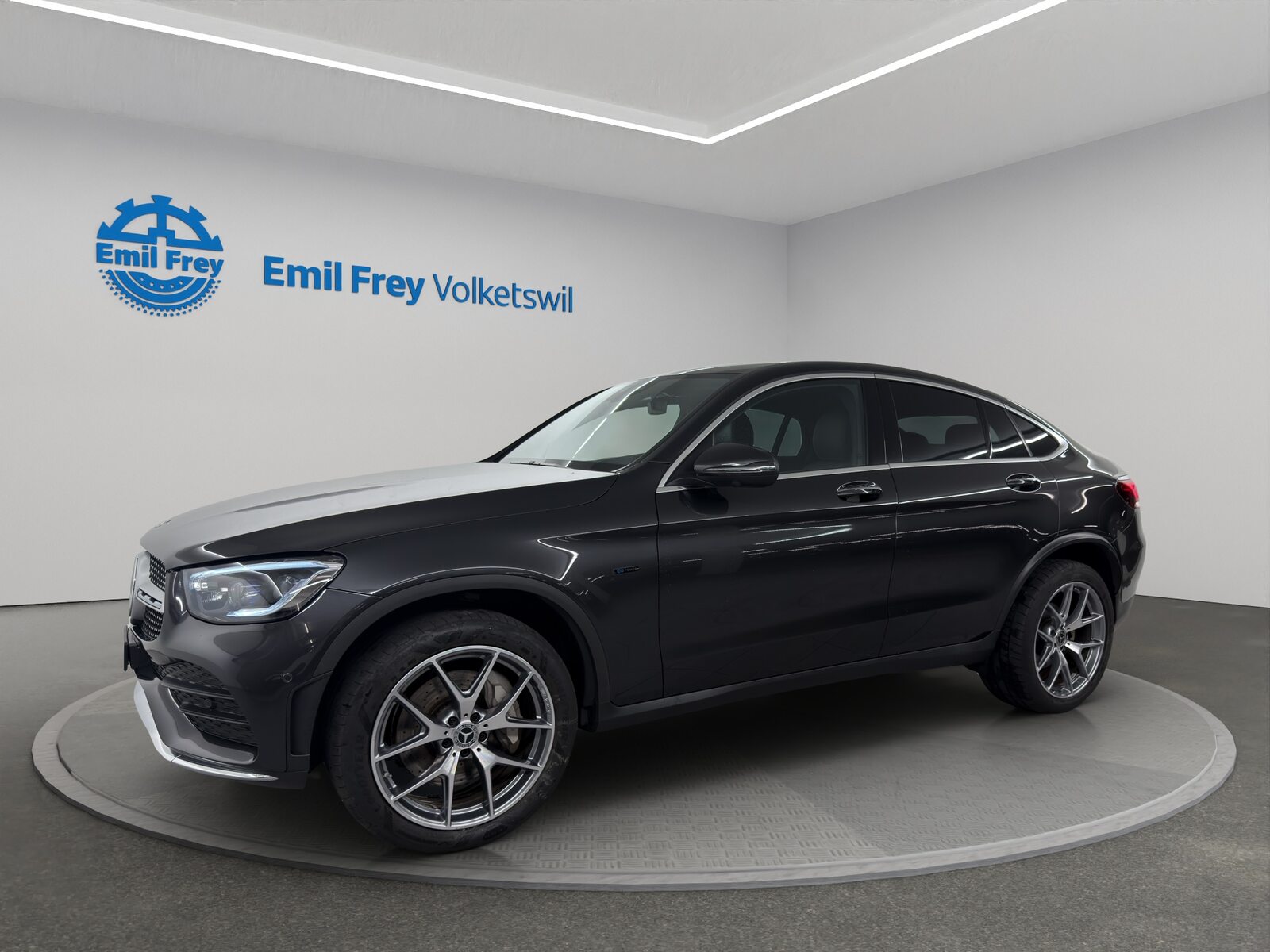 MERCEDES-BENZ GLC-Klasse C253 Coupé GLC 300 e AMG Line 4m