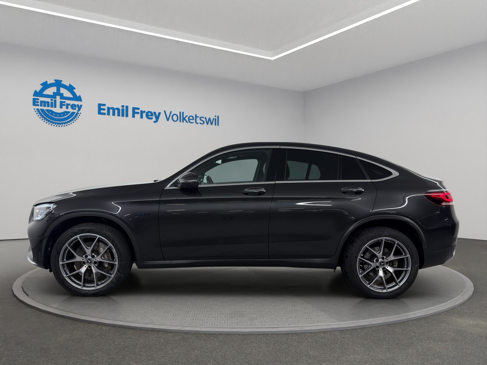 MERCEDES-BENZ GLC-Klasse C253 Coupé GLC 300 e AMG Line 4m, Plug-in-Hybrid Petrol/Electric, Second hand / Used, Automatic - 2