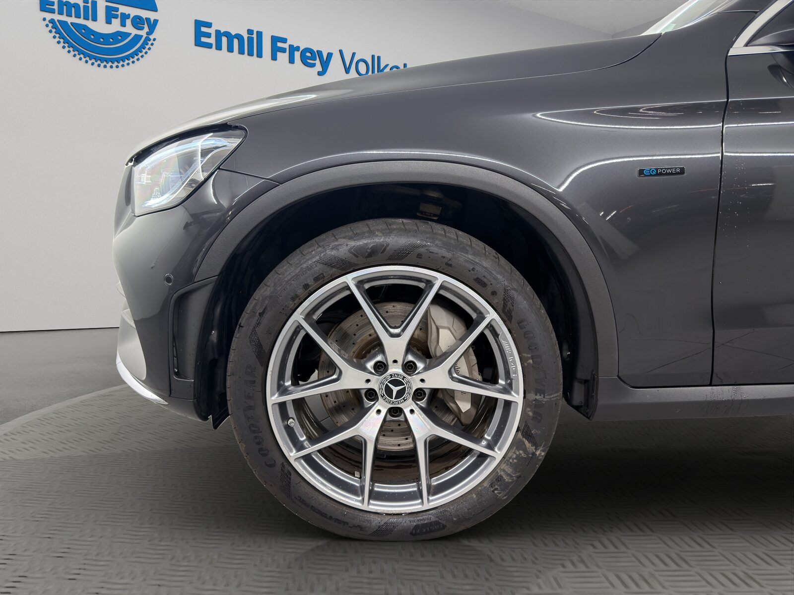 MERCEDES-BENZ GLC-Klasse C253 Coupé GLC 300 e AMG Line 4m, Plug-in-Hybrid Petrol/Electric, Second hand / Used, Automatic - 4