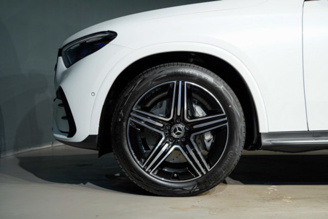MERCEDES-BENZ GLC 300 4Matic 9G-Tronic, Mild-Hybrid Petrol/Electric, Ex-demonstrator, Automatic - 5