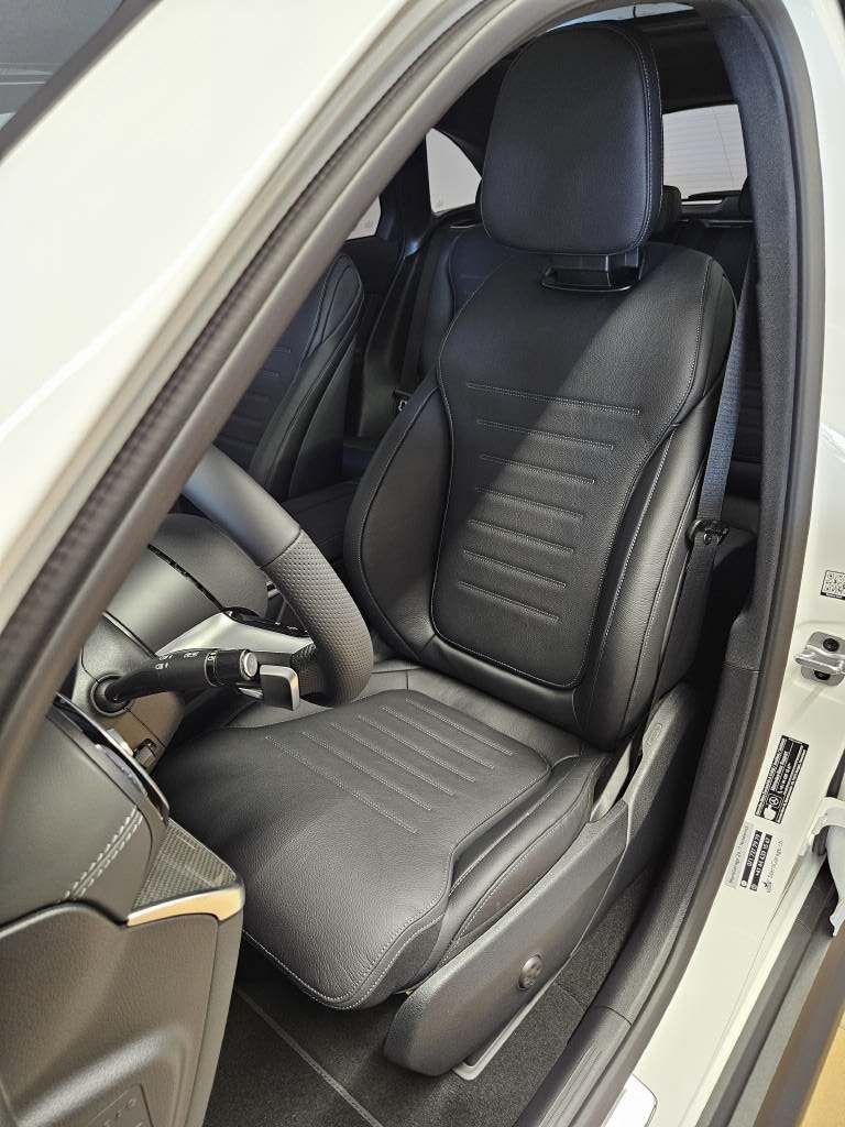 MERCEDES-BENZ GLC 300 4Matic AMG Line, Hybride Léger Essence/Électricité, Voiture de démonstration, Automatique - 6