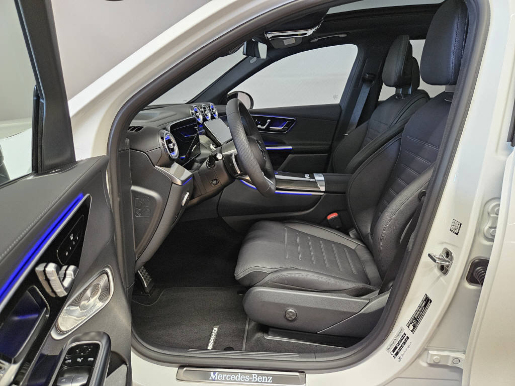 MERCEDES-BENZ GLC 300 4Matic AMG Line, Hybride Léger Essence/Électricité, Voiture de démonstration, Automatique - 7