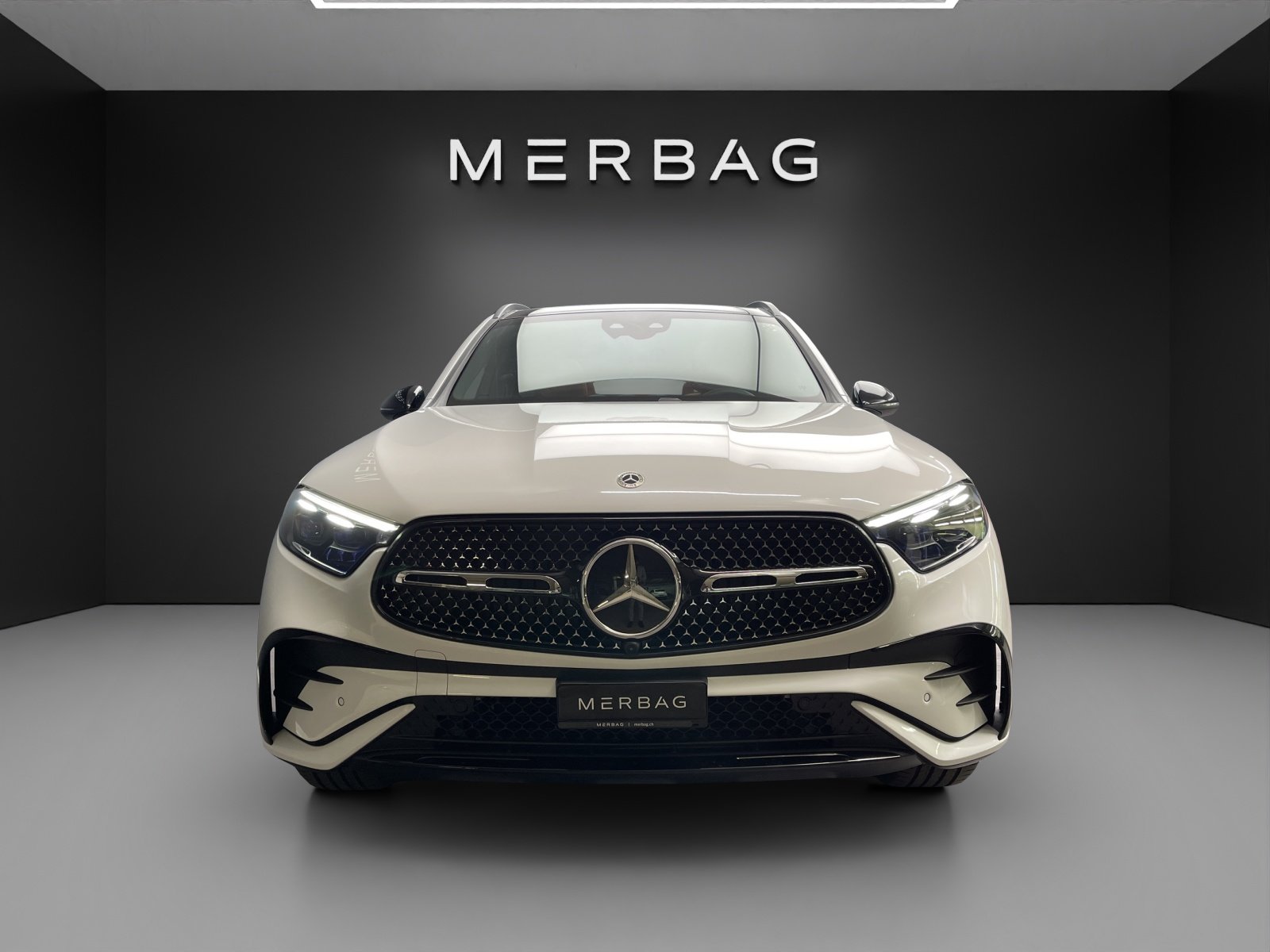 MERCEDES-BENZ GLC 300 4Matic 9G-Tronic, Mild-Hybrid Petrol/Electric, Ex-demonstrator, Automatic - 2