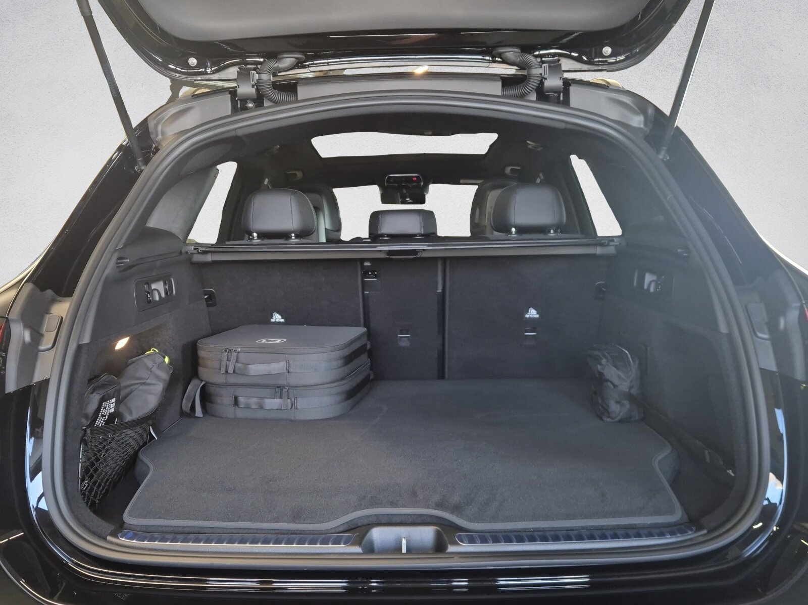 MERCEDES-BENZ GLC 300 de AMG Line 4Matic EQ Star, Hybride Rechargeable Diesel/Électricité, Voiture de démonstration, Automatique - 7