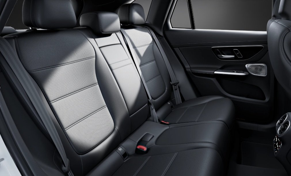 MERCEDES-BENZ GLC 300 e 4Matic 9G-Tronic, Plug-in-Hybrid Benzin/Elektro, Neuwagen, Automat - 7