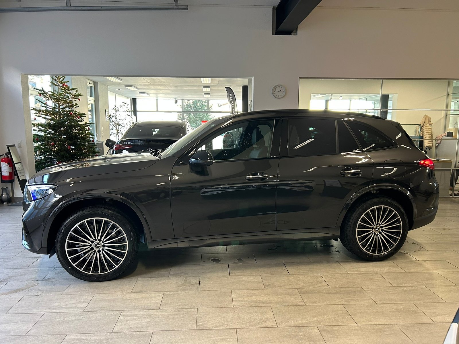 MERCEDES-BENZ GLC 300 de 4Matic EQ Star 9G-Tronic, Plug-in-Hybrid Diesel/Elettrica, Auto nuove, Automatico - 4