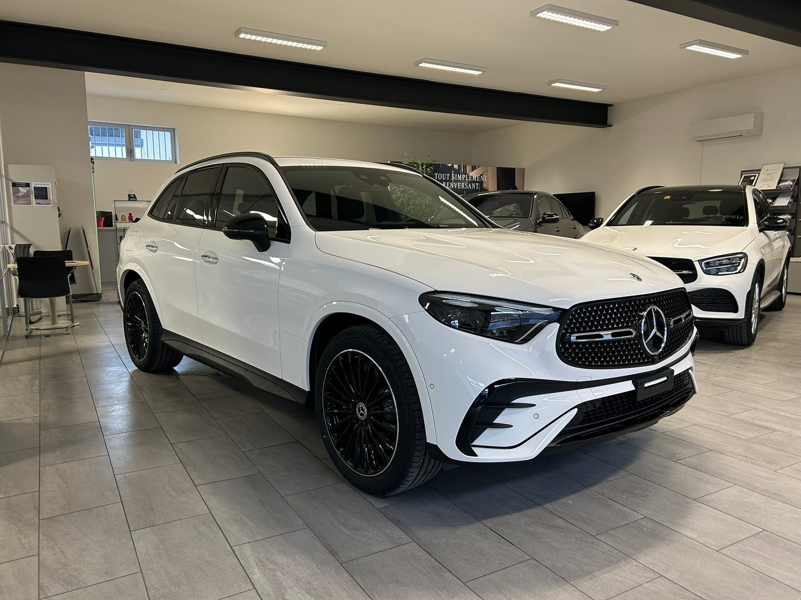 MERCEDES-BENZ GLC 300 4Matic 9G-Tronic, Hybride Leggero Benzina/Elettrica, Auto nuove, Automatico - 3