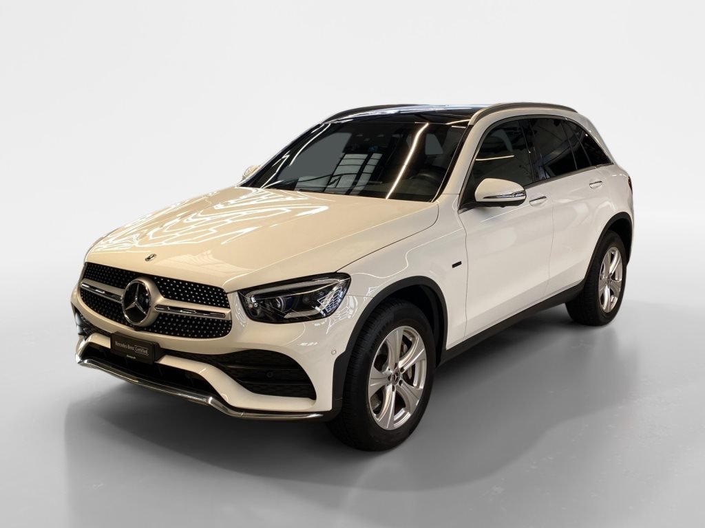 MERCEDES-BENZ GLC 300 e AMG Line 4MATIC
