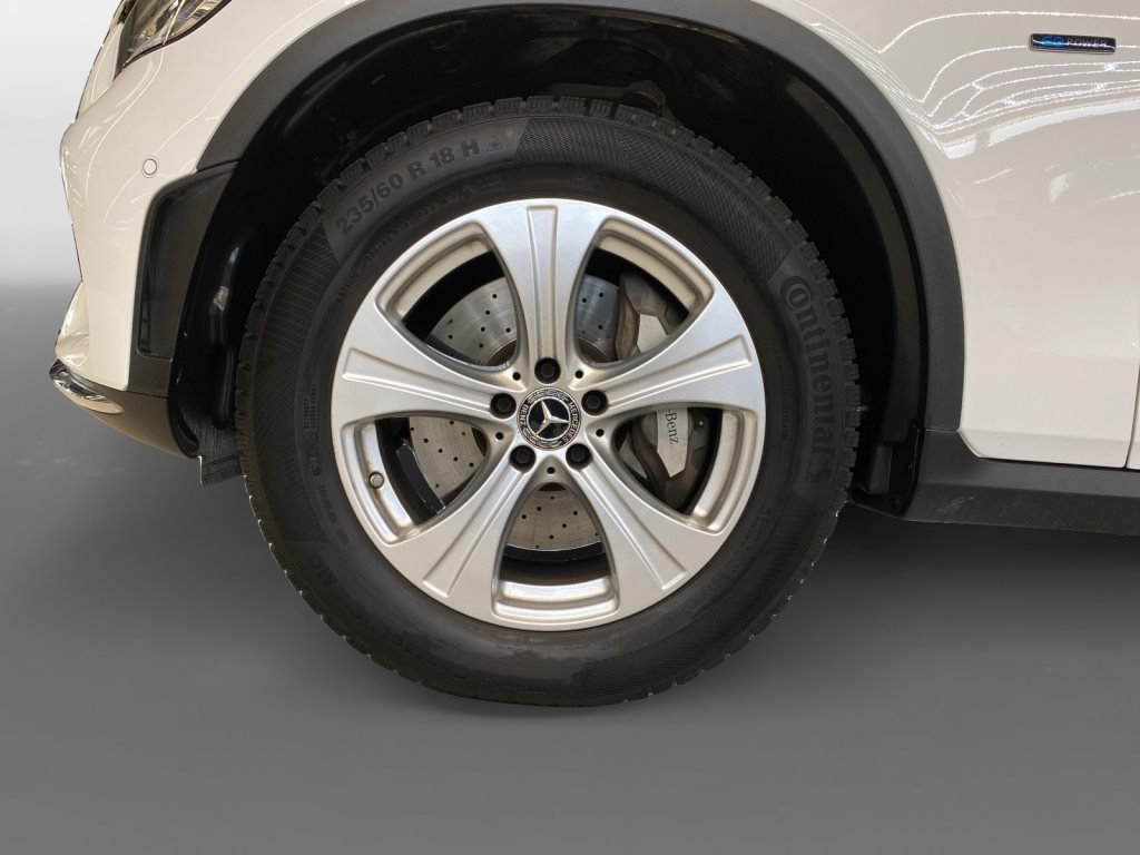 MERCEDES-BENZ GLC 300 e AMG Line 4MATIC, Plug-in-Hybrid Petrol/Electric, Second hand / Used, Automatic - 6