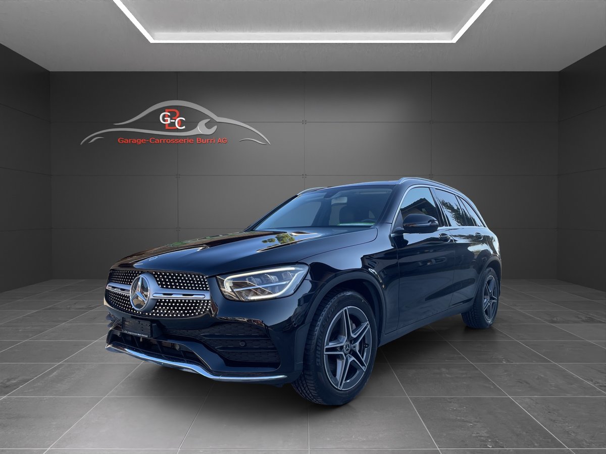 MERCEDES-BENZ GLC 300 AMG Line 4Matic 9G-Tronic