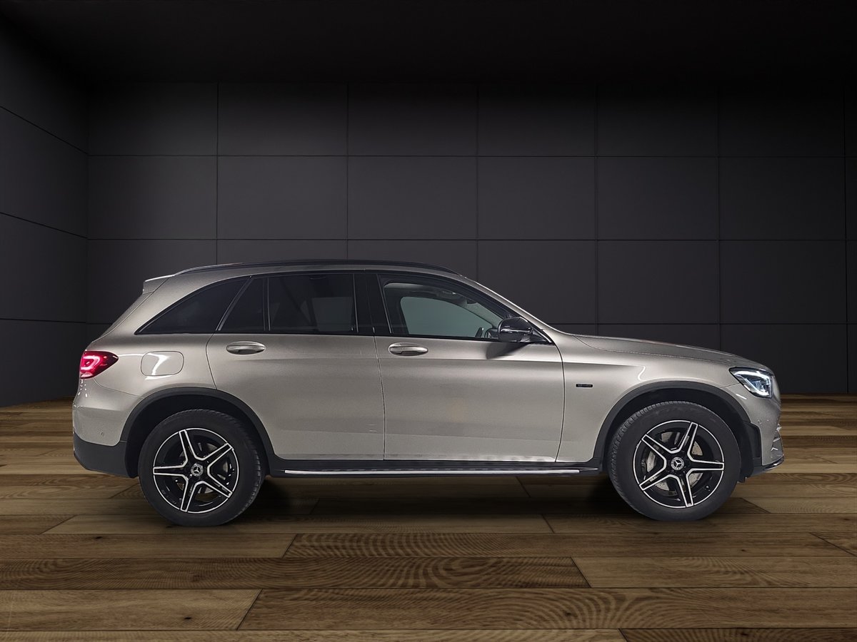 MERCEDES-BENZ GLC 300 e AMG Line 4Matic 9G-Tronic CH-Fahrzeug, Hybride Rechargeable Essence/Électricité, Occasion / Utilisé, Automatique - 5