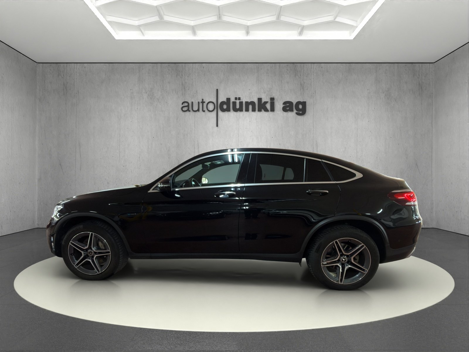 MERCEDES-BENZ GLC Coupé 300 e AMG Line 9G-Tronic, Hybride Rechargeable Essence/Électricité, Occasion / Utilisé, Automatique - 2