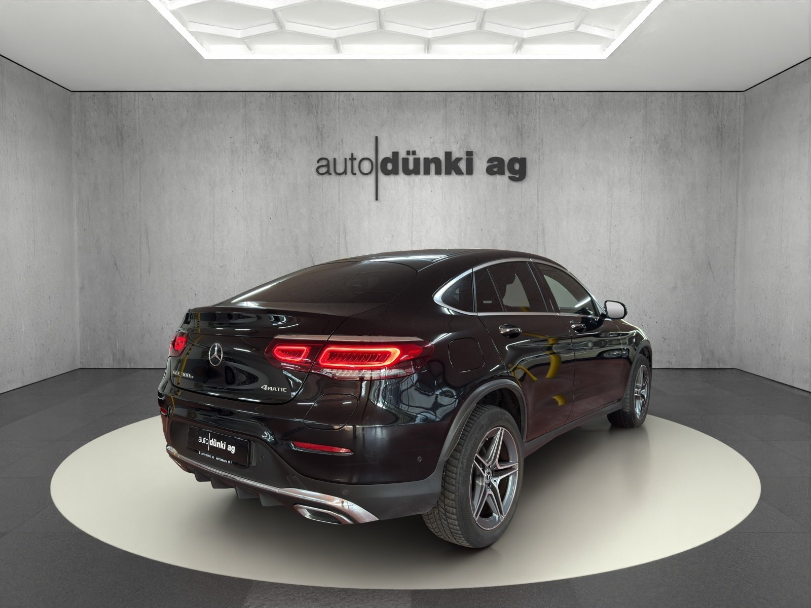 MERCEDES-BENZ GLC Coupé 300 e AMG Line 9G-Tronic, Hybride Rechargeable Essence/Électricité, Occasion / Utilisé, Automatique - 4