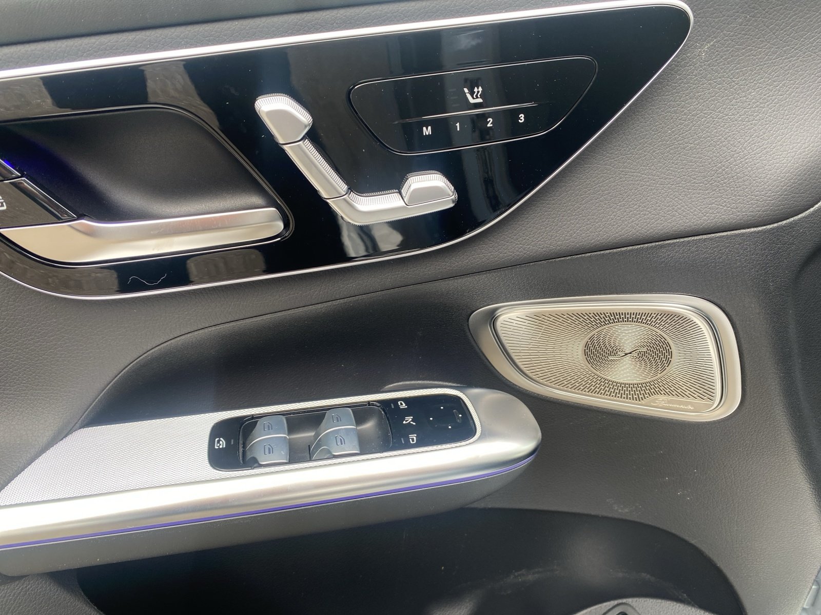 MERCEDES-BENZ GLC 300 4Matic 9G-Tronic, Hybride Léger Essence/Électricité, Voiture de démonstration, Automatique - 6